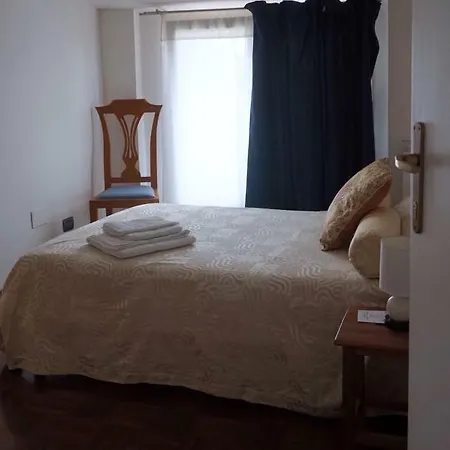 ゲストハウス Residenza 